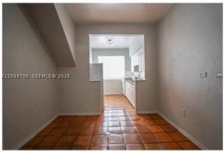 952 Meridian Ave #9 - Photo 3 of 7