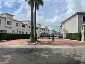 15720 Sw 92nd Ave #4A - Photo 1 of 1