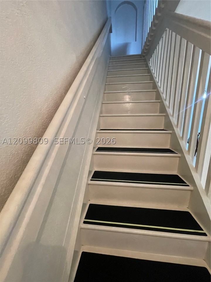 15720 Sw 92nd Ave #4A - Photo 4 of 19