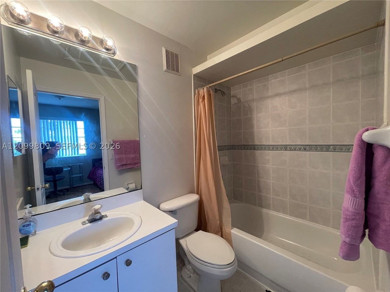 15720 Sw 92nd Ave #4A - Photo 5 of 19