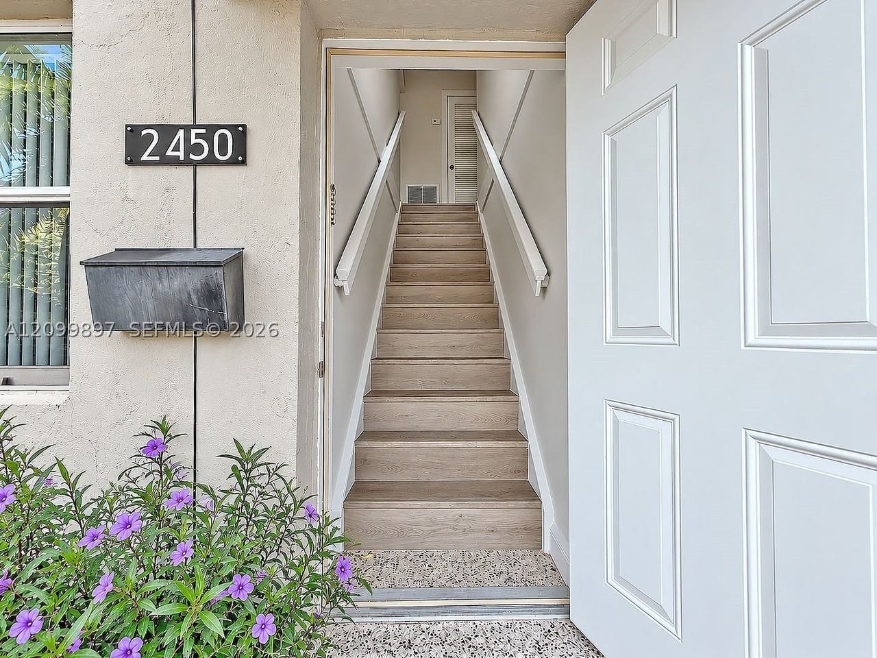 2450 Nw 11th St #2450 - Photo 4 of 42