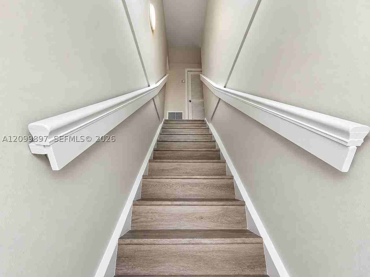 2450 Nw 11th St #2450 - Photo 5 of 42