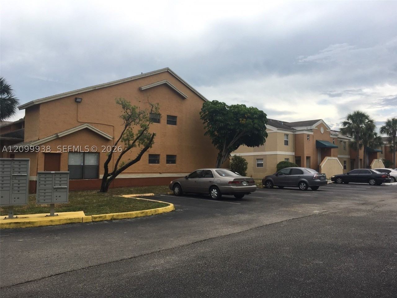 2457 Nw 56th Ave #4-105