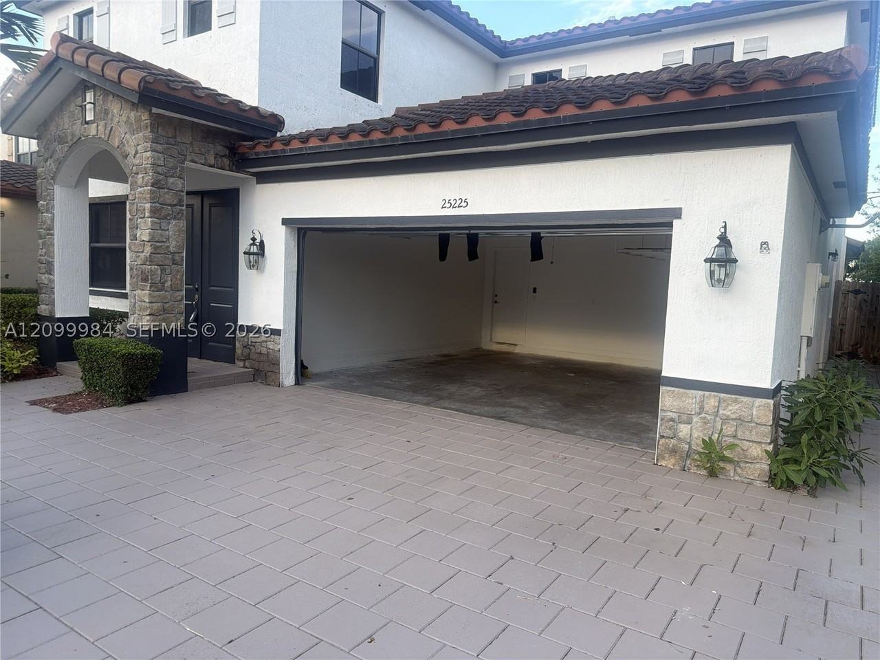 25225 Sw 118th Ave #25225 - Photo 3 of 38