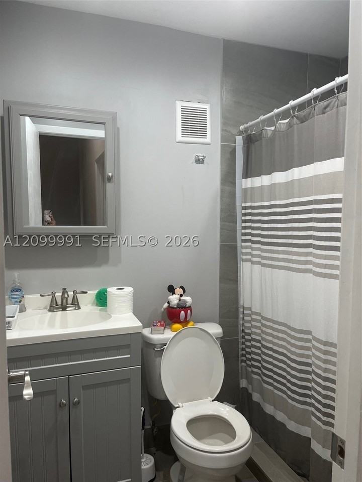 6721 Nw 189th Ter #6721 - Photo 6 of 17