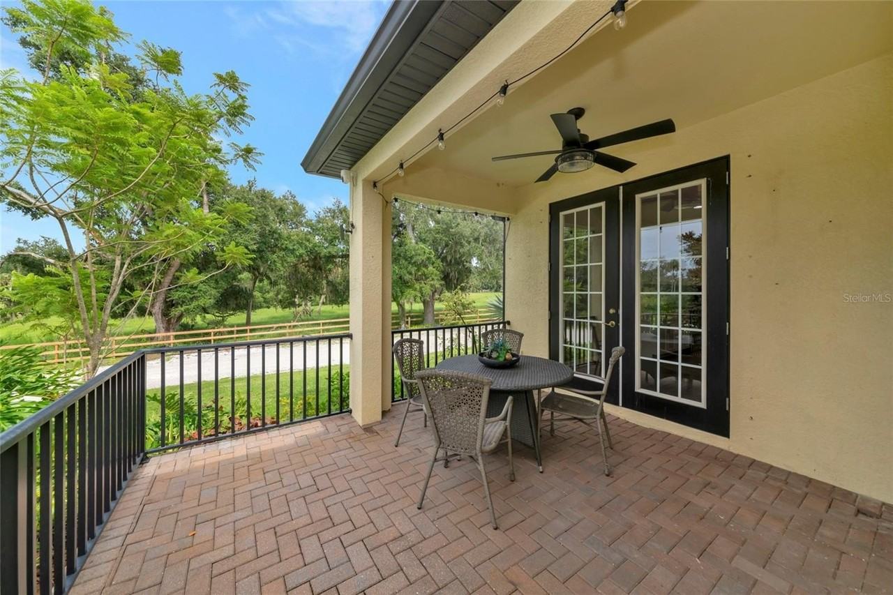 14941 Barrows Bluff Ter - Photo 3 of 34