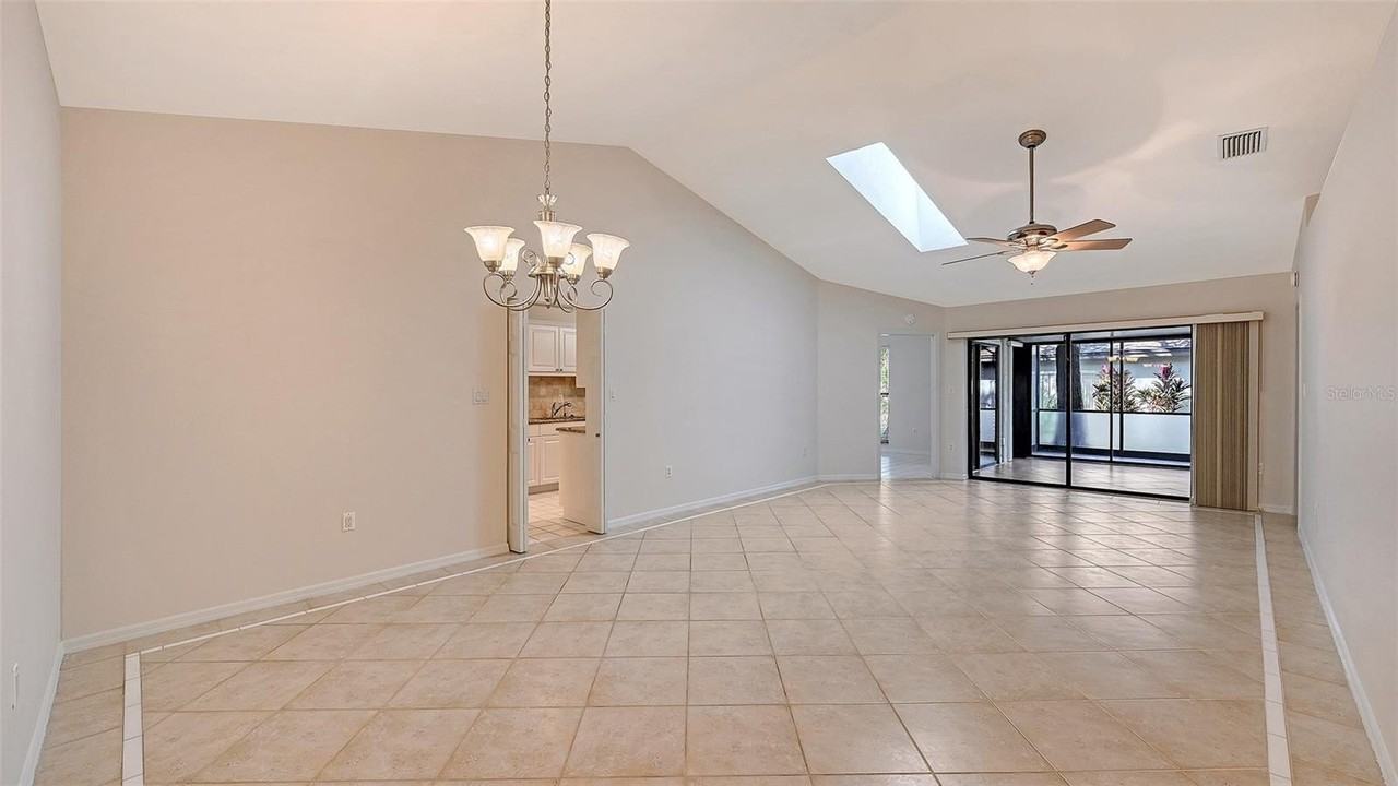 4799 Oak Forest Dr W #43 - Photo 6 of 38