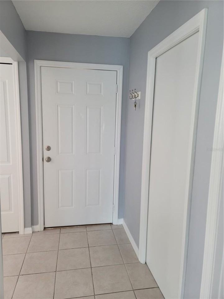 1011 Ocean Marina Dr - Photo 4 of 25