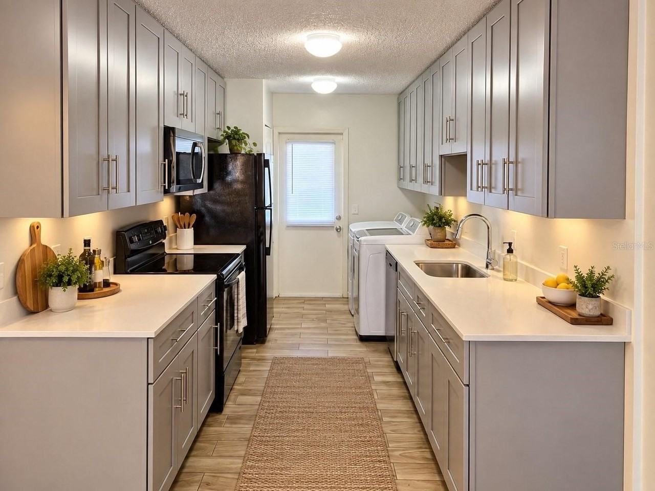 378 W Rosewood Ln #378 - Photo 3 of 19