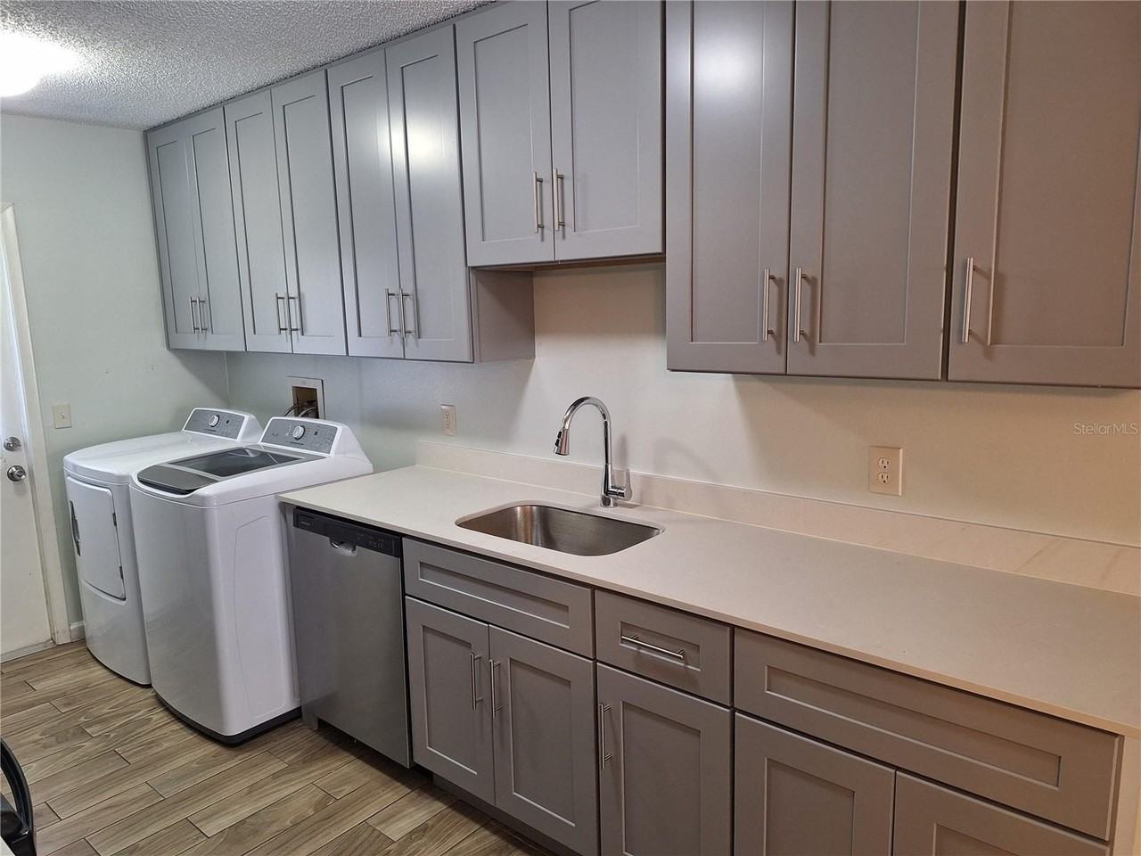 378 W Rosewood Ln #378 - Photo 6 of 19