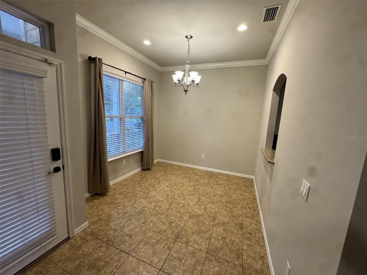8390 Sw 78th Rd - Photo 5 of 14