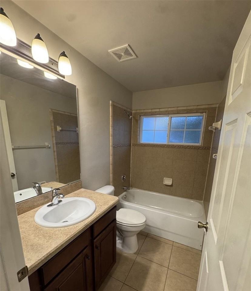 8390 Sw 78th Rd - Photo 7 of 14