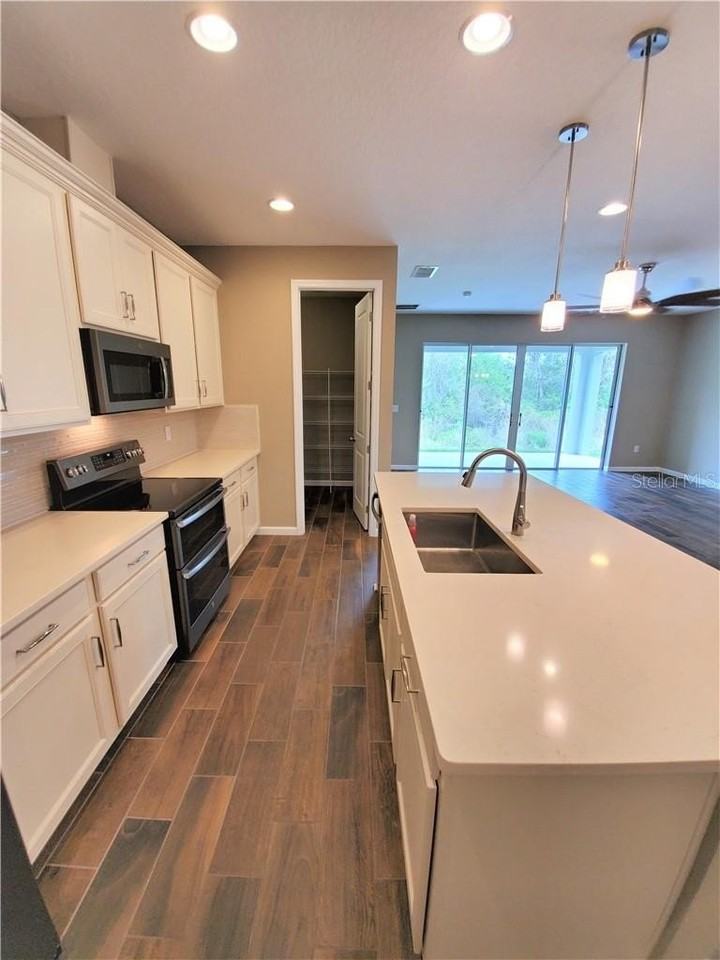 257 Summershore Dr - Photo 6 of 25