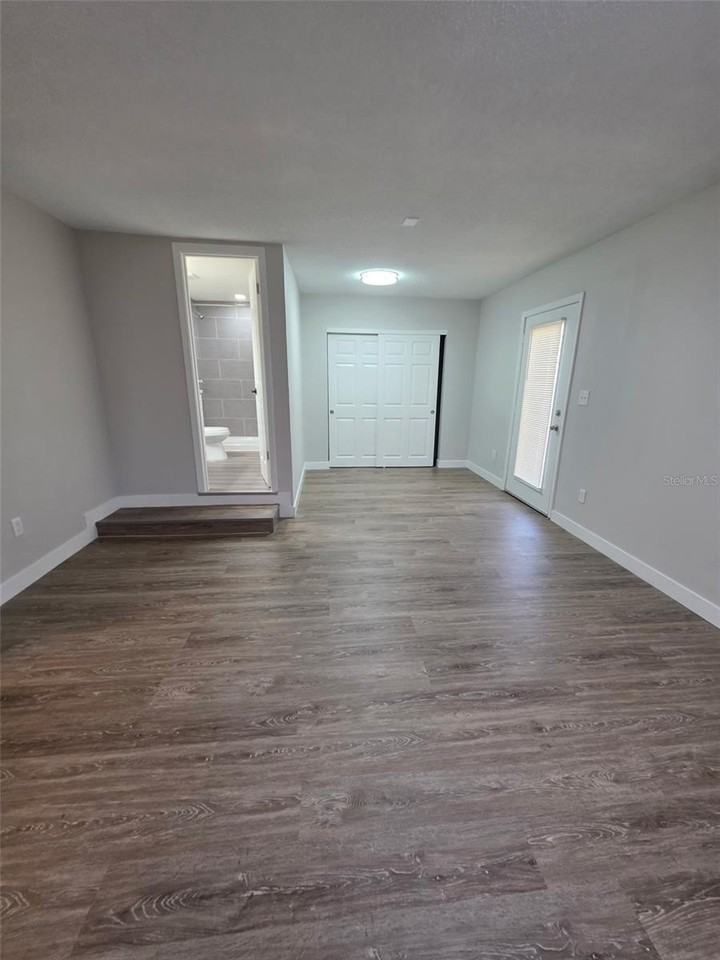 410 Moseley Ave - Photo 2 of 18
