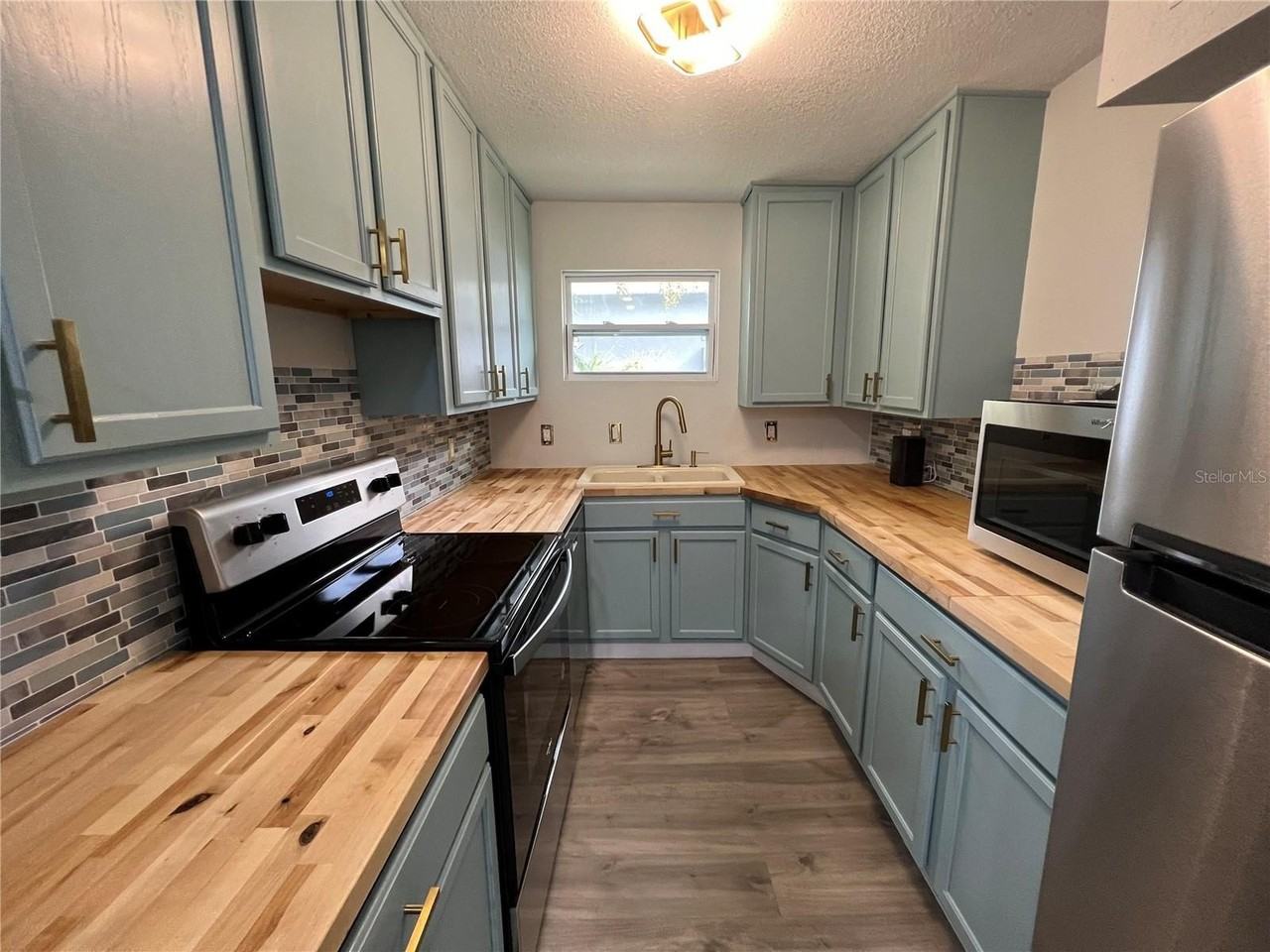 3144 W Washington St - Photo 7 of 20