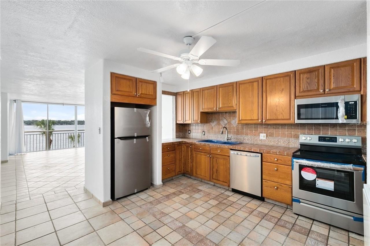 690 Osceola Ave #407 - Photo 5 of 30