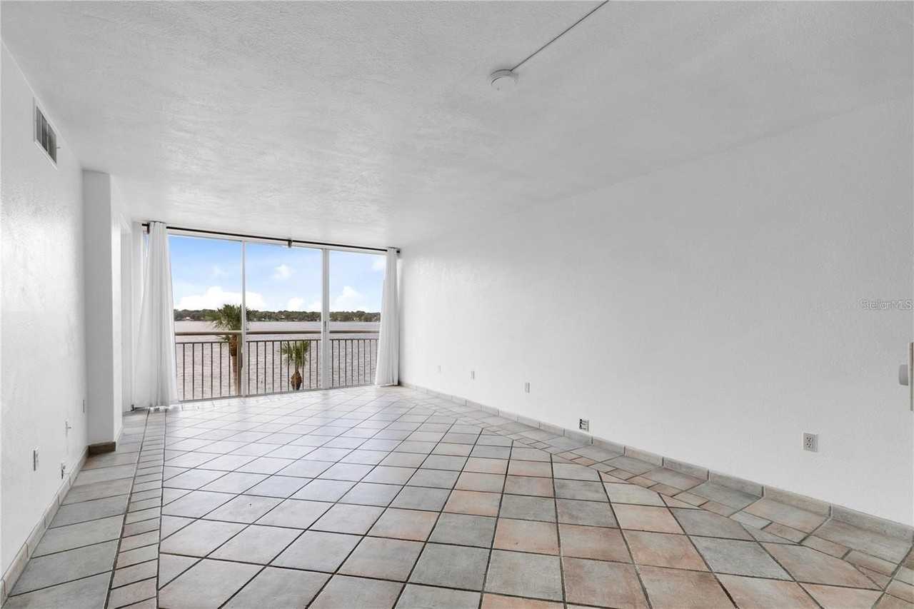 690 Osceola Ave #407 - Photo 6 of 30