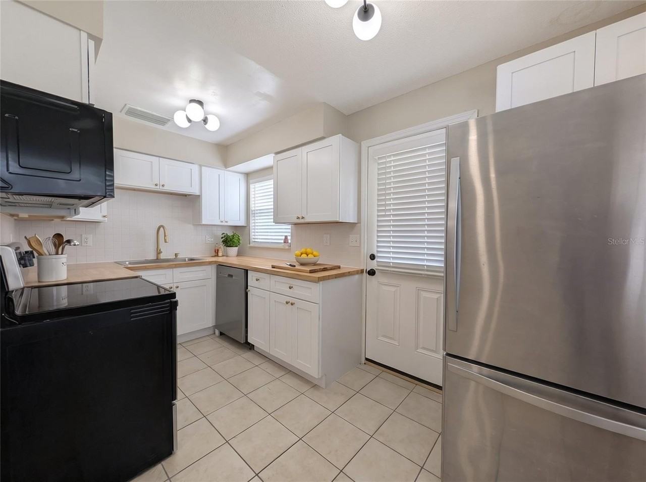 134 Jewel Dr - Photo 5 of 11