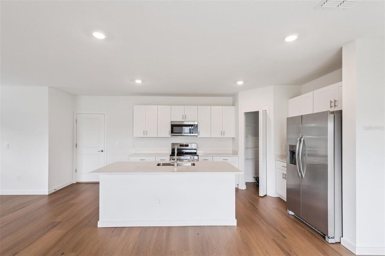 4444 Sw 80th Pl - Photo 6 of 50