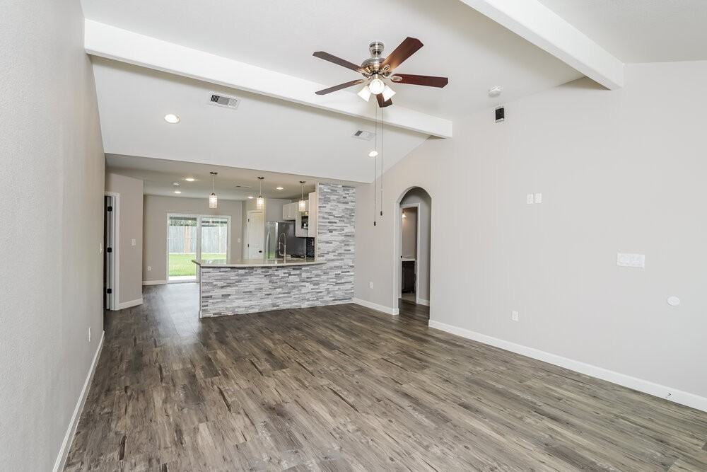 5816 Misty Meadow St - Photo 6 of 17