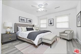 22717 Hatteras St - Photo 5 of 8