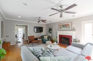 4224 Alcove Ave - Photo 6 of 7