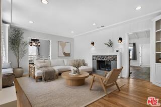 12151 La Maida St - Photo 5 of 8