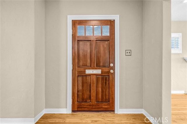 425 N Griffith Park Dr - Photo 4 of 8