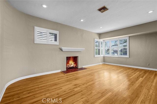 425 N Griffith Park Dr - Photo 6 of 8