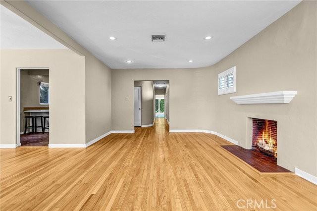 425 N Griffith Park Dr - Photo 7 of 8