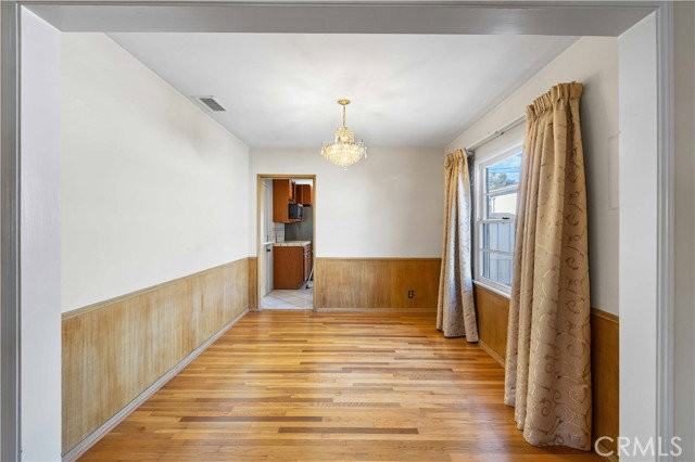 1207 Graynold Ave - Photo 2 of 6