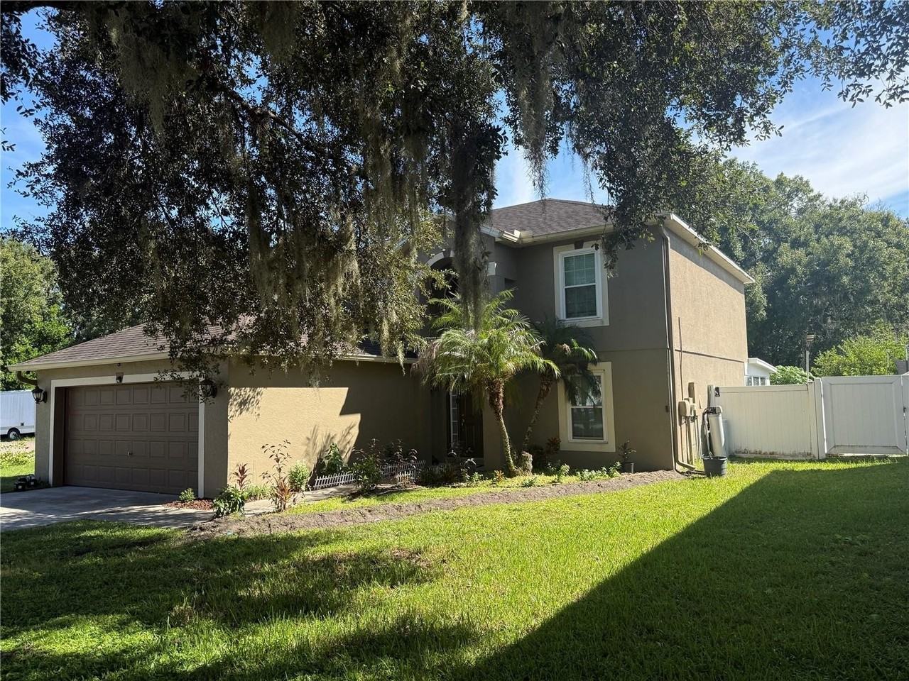 1664 Settlers Creek Way - Photo 3 of 37