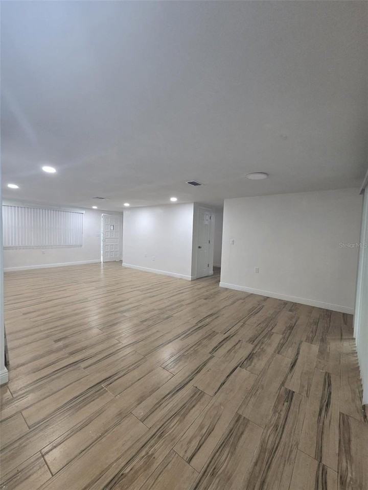 5811 Appletree Rd - Photo 4 of 19