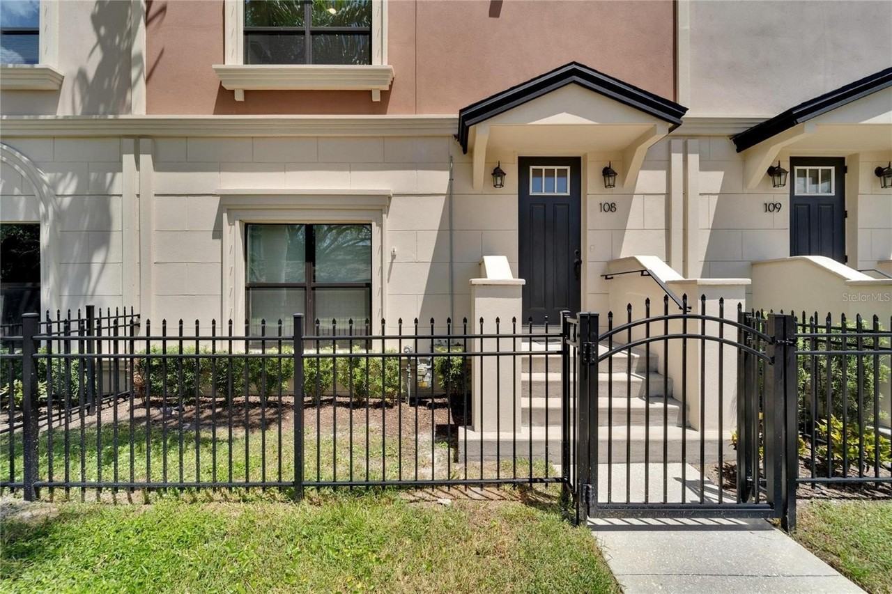 3421 W Horatio St #108 - Photo 4 of 50