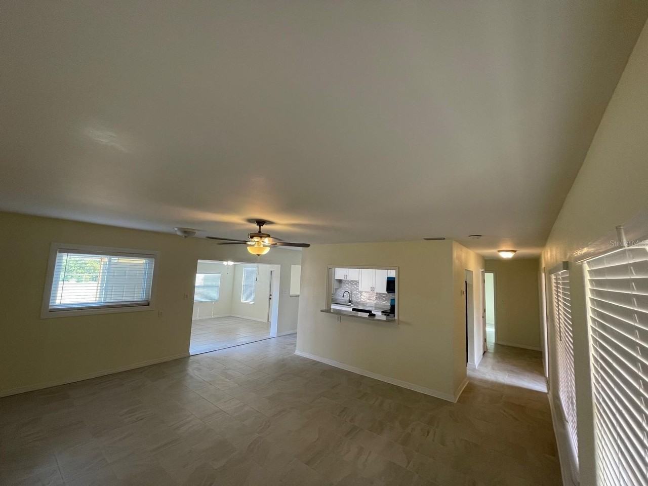 309 Country Club Dr - Photo 3 of 15