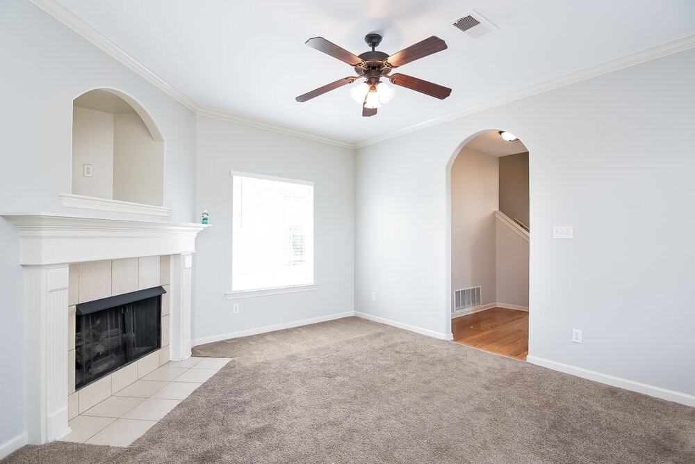 6231 Arlington Ln - Photo 2 of 15