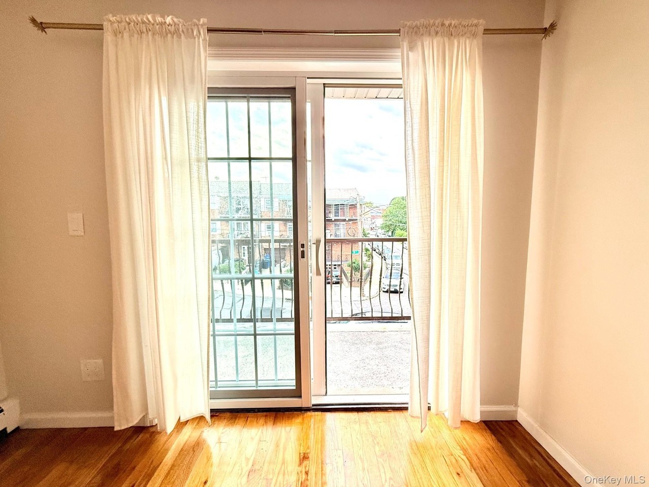 5811 84th Pl #3 - Photo 4 of 10