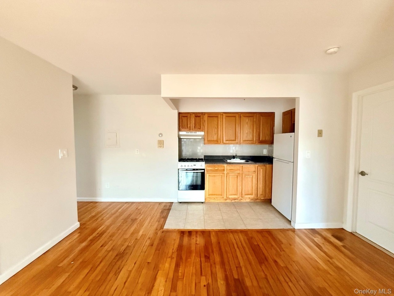 5811 84th Pl #3 - Photo 7 of 10