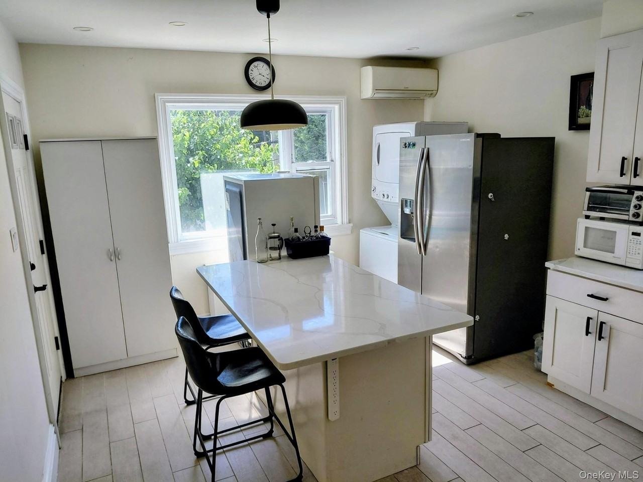 6720 Austin St - Photo 5 of 8