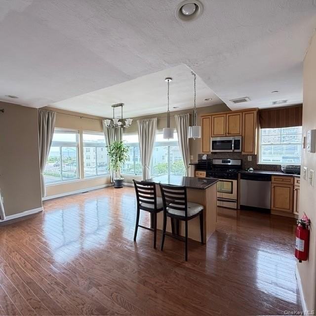 7219 Sandy Dune Way - Photo 7 of 19