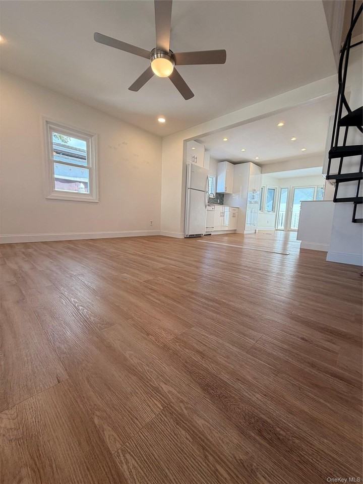 8 Michel Ave - Photo 3 of 38