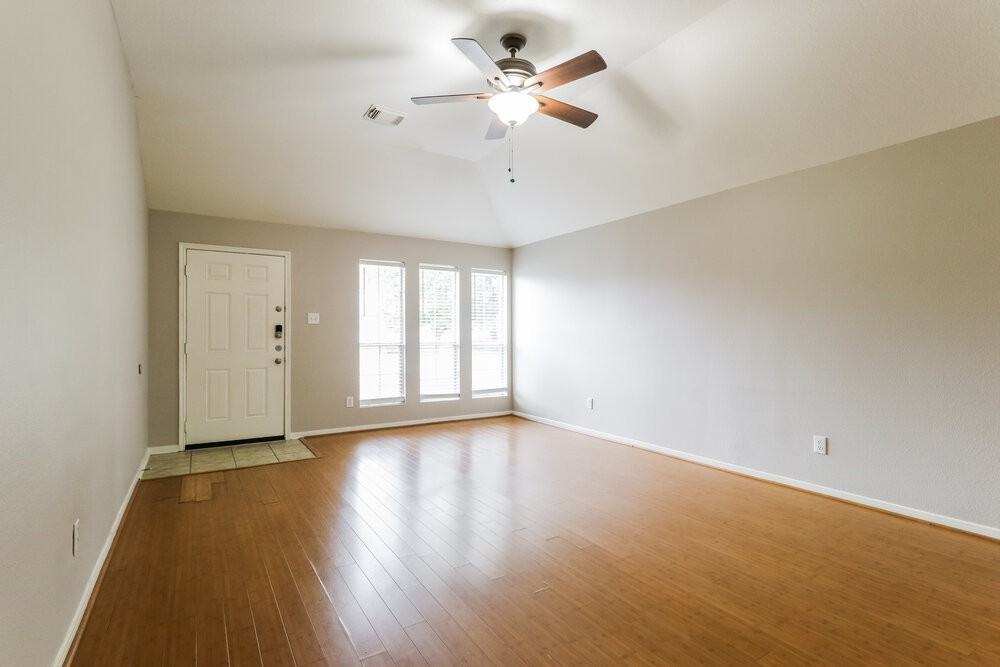 17815 June Forest Dr - Photo 5 of 16