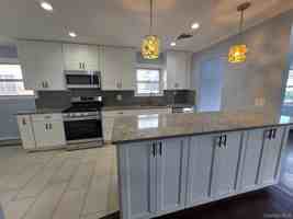 featured image of 3223 Plunkett Ave #1