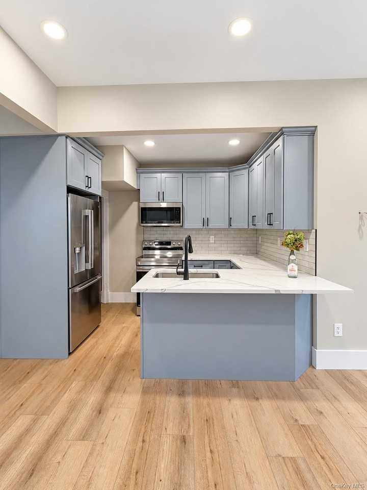 117 S Hamilton St - Photo 2 of 17