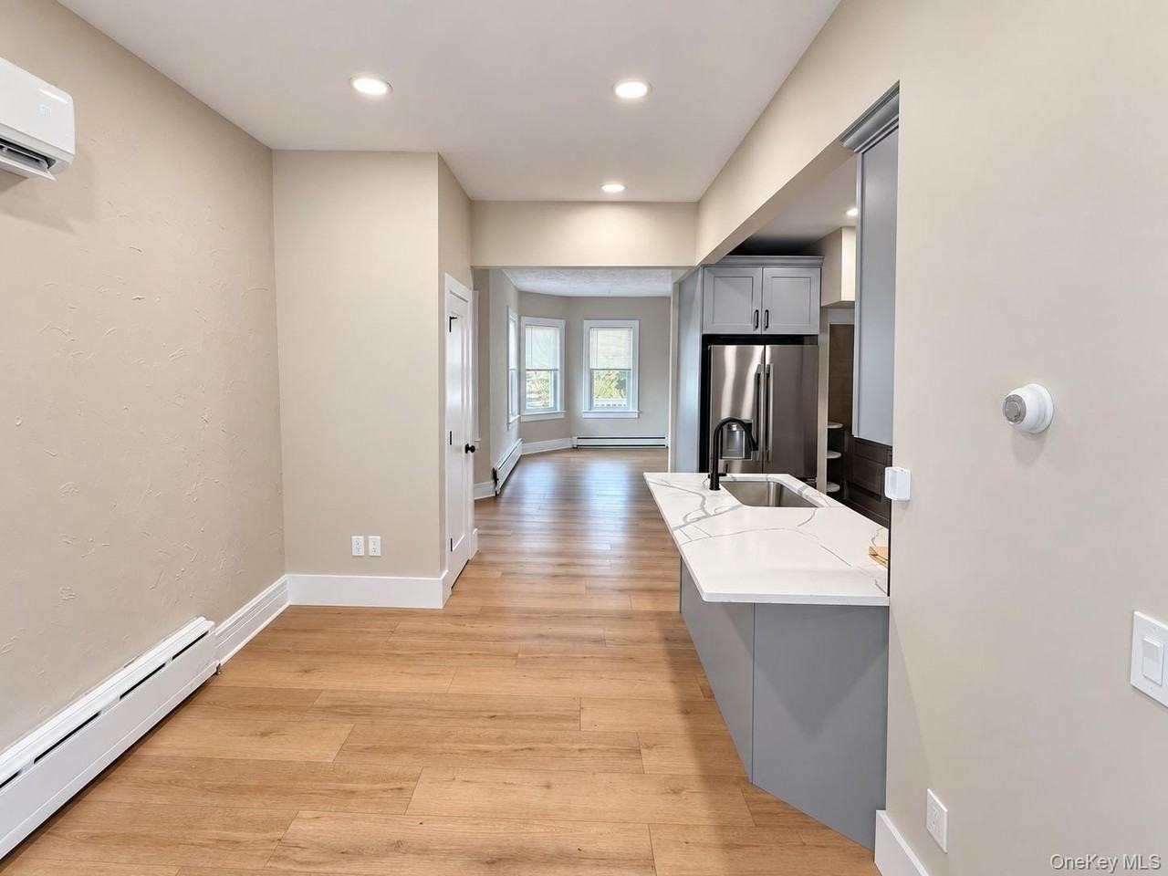 117 S Hamilton St - Photo 5 of 17