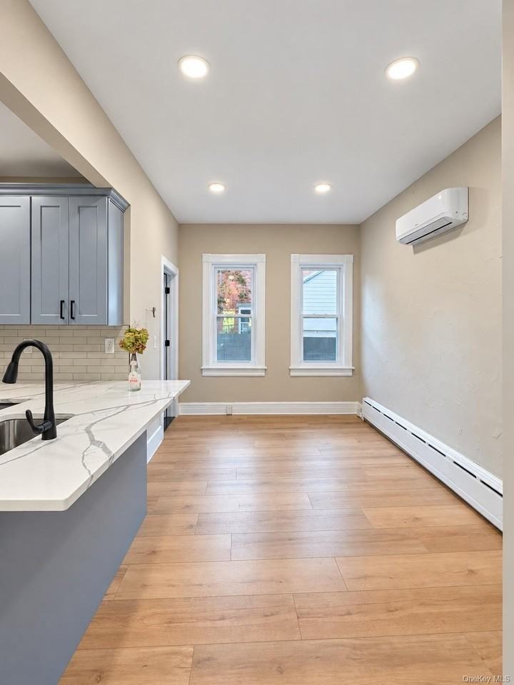 117 S Hamilton St - Photo 6 of 17