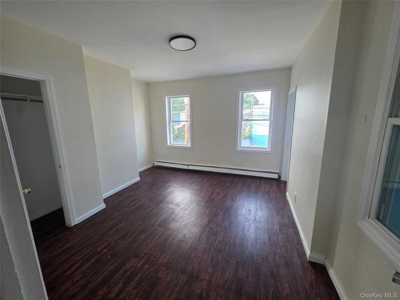 127 W Parmenter St #2