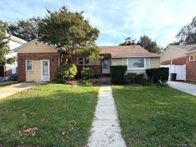 1503 Peninsula Blvd - Photo 1 of 1