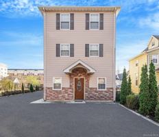 featured image of 123 Clinton Ave #A