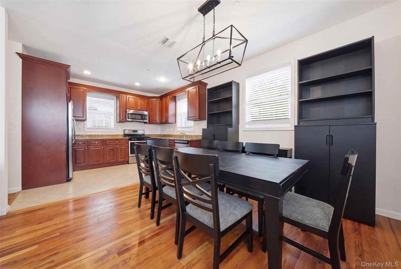 123 Clinton Ave #A - Photo 6 of 19